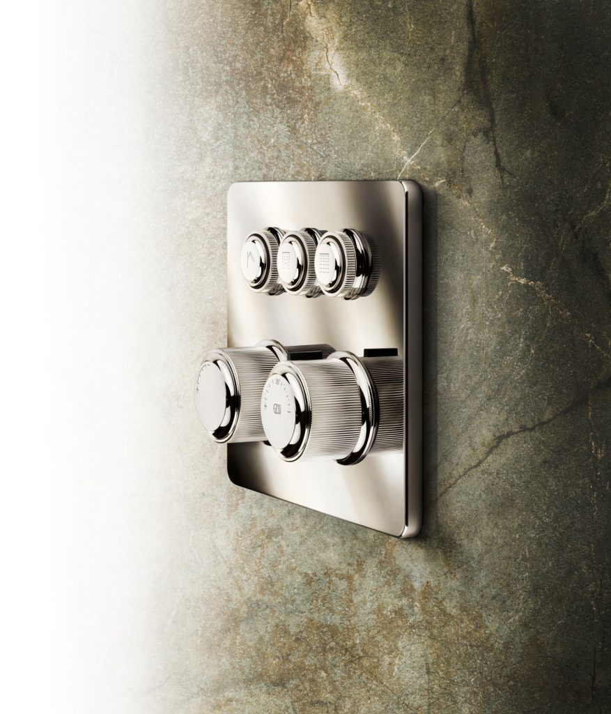 65234720 01 | Lead Wolf, Peterborough