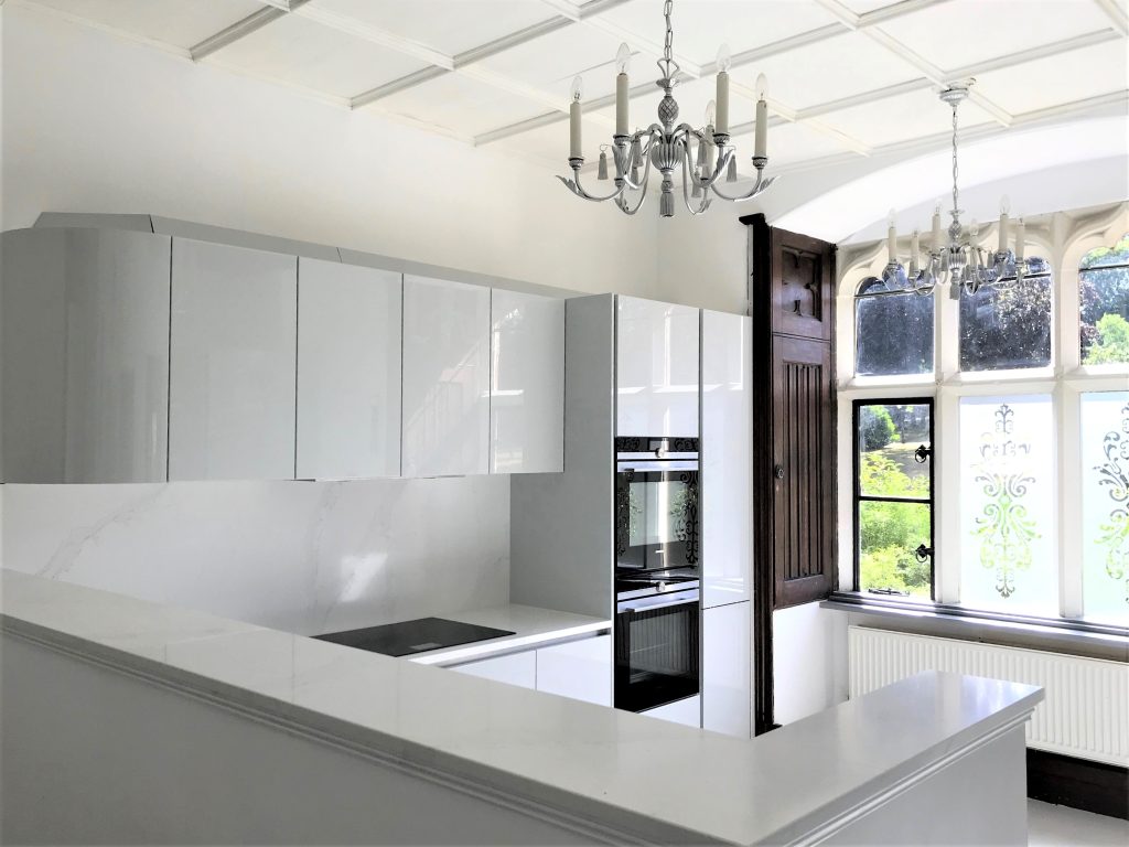1. Light Grey Gloss Lacquer Kitchen | Lead Wolf, Peterborough