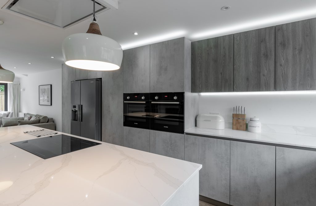 Jav9182 | Lead Wolf, Peterborough