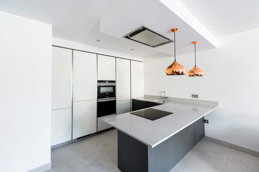 1. Two Tone Kitchen With Peninsula Copy | Lead Wolf, Peterborough